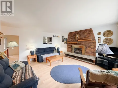 714 River Drive Kenora ON P9N 1J6