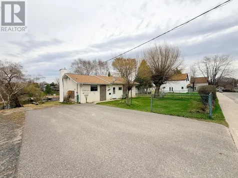 714 River Drive Kenora ON P9N 1J6