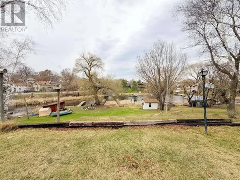 714 River Drive Kenora ON P9N 1J6