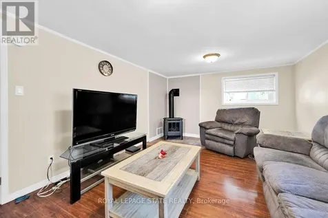 24 Oxford Street Brantford ON N3R 5C6