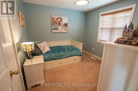 24 Lovell Crescent Brantford ON N3T 6P3