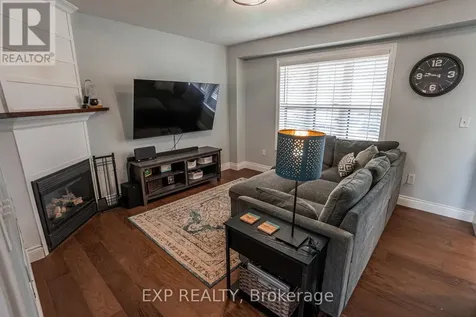 24 Lovell Crescent Brantford ON N3T 6P3
