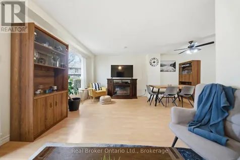32 Mowat Boulevard Kitchener ON N2E 1X4