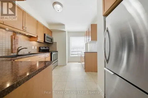 32 Mowat Boulevard Kitchener ON N2E 1X4