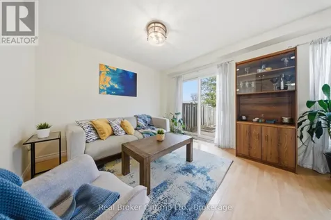 32 Mowat Boulevard Kitchener ON N2E 1X4