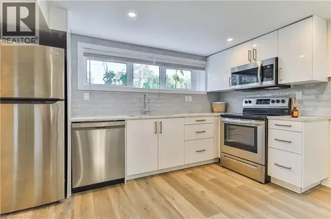 38 Dunkirk Drive Hamilton ON L8K 4X1