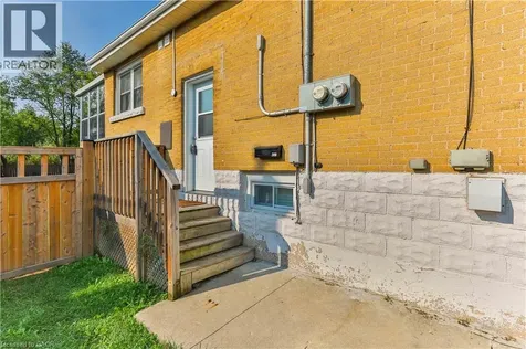 38 Dunkirk Drive Hamilton ON L8K 4X1
