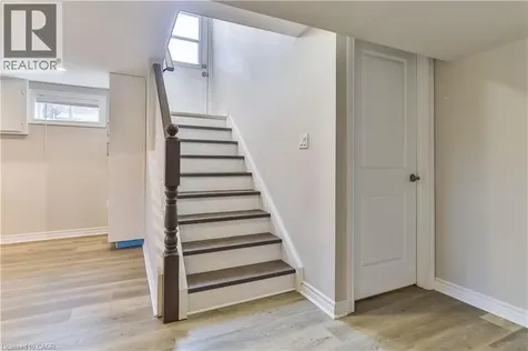38 Dunkirk Drive Hamilton ON L8K 4X1