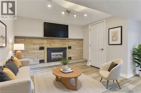 38 Dunkirk Drive Hamilton ON L8K 4X1