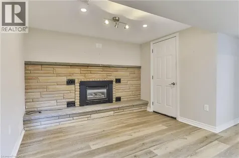 38 Dunkirk Drive Hamilton ON L8K 4X1