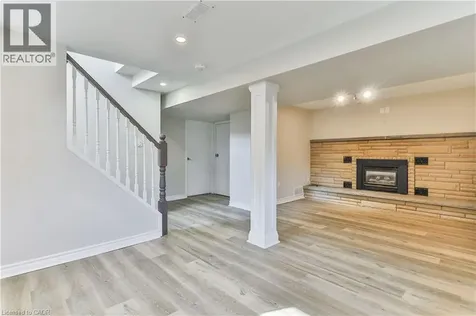38 Dunkirk Drive Hamilton ON L8K 4X1