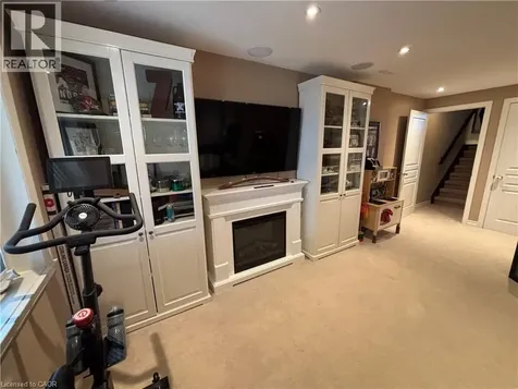 45 Candlewood Court Stoney Creek ON L8J 0C4
