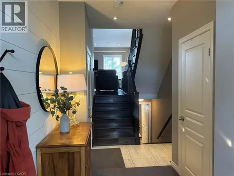 45 Candlewood Court Stoney Creek ON L8J 0C4