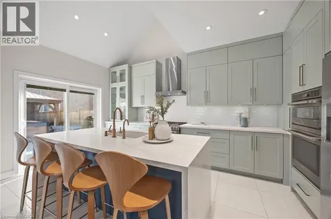 2252 Dewsbury Drive Oakville ON L6M 0A6