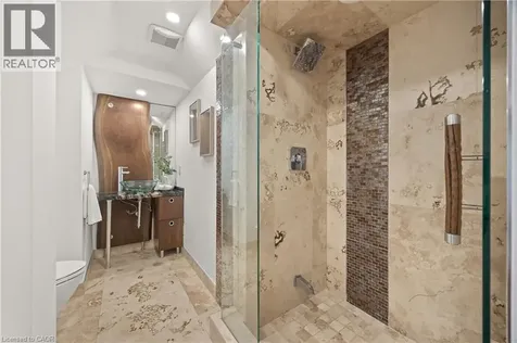 2252 Dewsbury Drive Oakville ON L6M 0A6