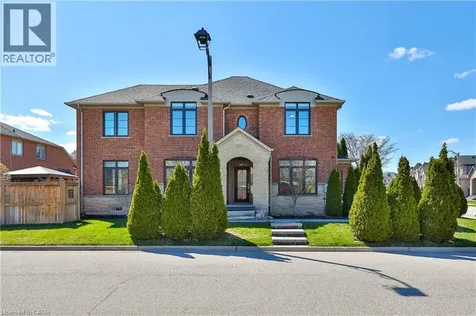 2252 Dewsbury Drive Oakville ON L6M 0A6
