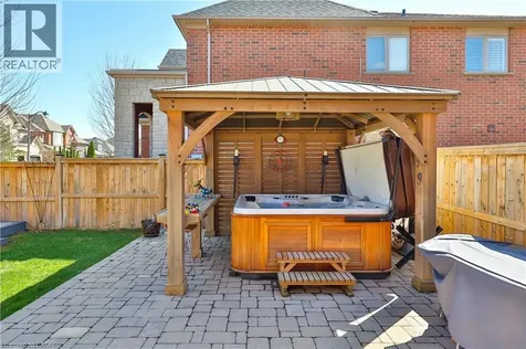 2252 Dewsbury Drive Oakville ON L6M 0A6