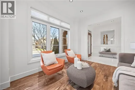 2252 Dewsbury Drive Oakville ON L6M 0A6