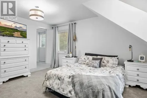 61 Earl Street Wasaga Beach ON L9Z 2M6