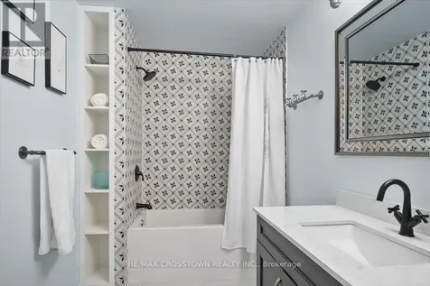 61 Earl Street Wasaga Beach ON L9Z 2M6