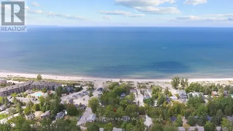 61 Earl Street Wasaga Beach ON L9Z 2M6
