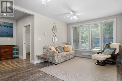 61 Earl Street Wasaga Beach ON L9Z 2M6