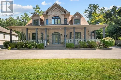 61 Earl Street Wasaga Beach ON L9Z 2M6