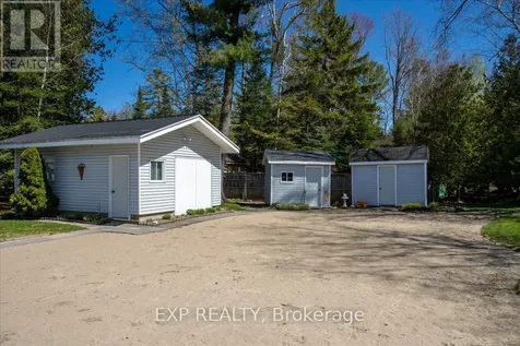 69 33rd Street North Wasaga Beach ON L9Z 2C1