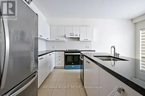 90 Atlantis Drive Orillia ON L3V 8L4
