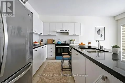 90 Atlantis Drive Orillia ON L3V 8L4