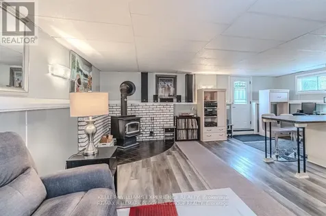 283 James Street East Orillia ON L3V 1M3