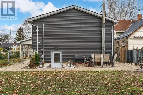 283 James Street East Orillia ON L3V 1M3