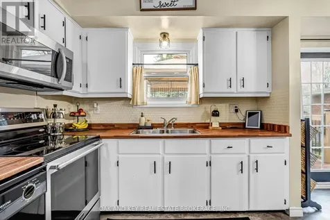 26 Sinclair Avenue St. Thomas ON N5R 3A8