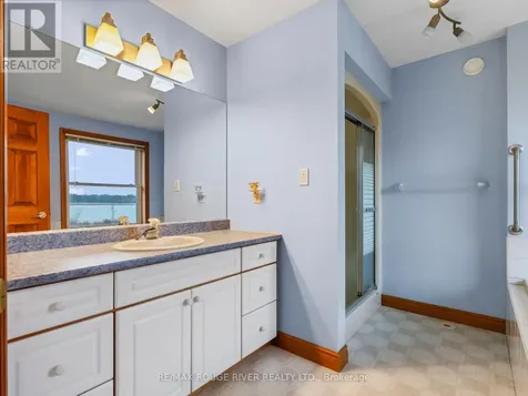 15 Martin Road Brighton ON K0K 1H0