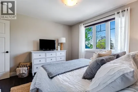 1486 Heritage Road Kingsville ON N9Y 2E6