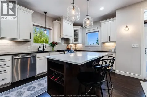 1486 Heritage Road Kingsville ON N9Y 2E6