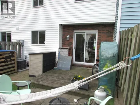 7 Cherry Lane Leamington ON N8H 5A4