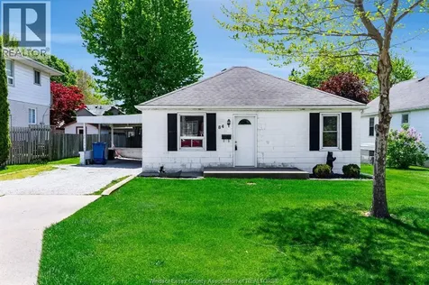 84 Robinson Street Leamington ON N8H 1Z4