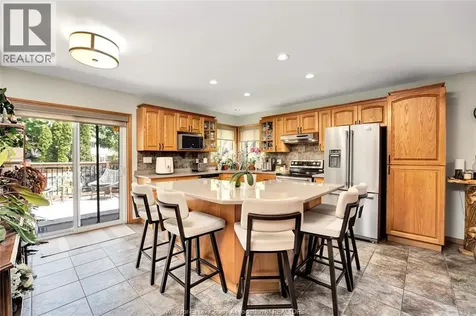 398 Thorn Ridge Crescent Amherstburg ON N9V 3X2