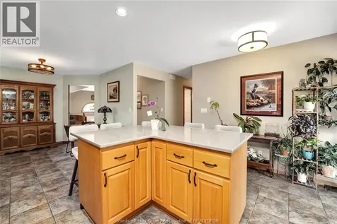 398 Thorn Ridge Crescent Amherstburg ON N9V 3X2
