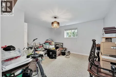 398 Thorn Ridge Crescent Amherstburg ON N9V 3X2