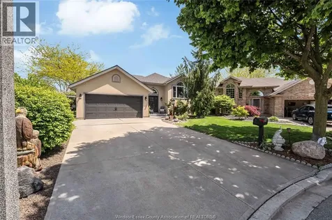 398 Thorn Ridge Crescent Amherstburg ON N9V 3X2