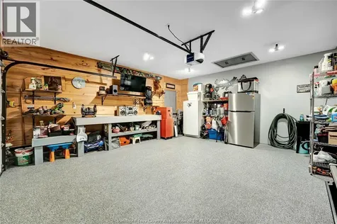 398 Thorn Ridge Crescent Amherstburg ON N9V 3X2