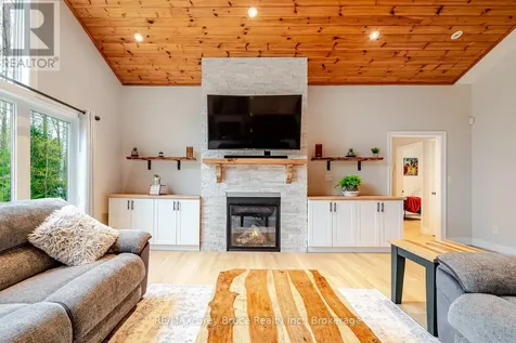 41 Martin Drive South Bruce Peninsula ON N0H 2G0