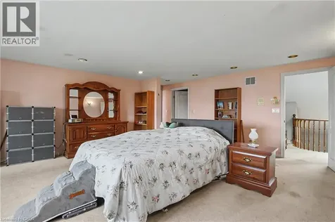1061 North Service Road Stoney Creek ON L8E 5C8