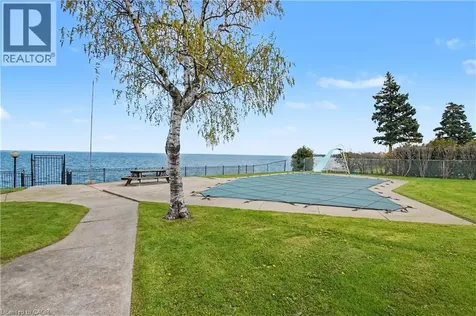 1061 North Service Road Stoney Creek ON L8E 5C8