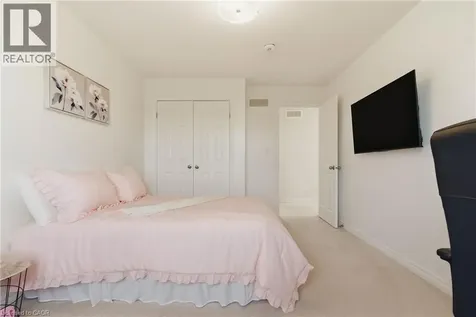 73 Medici Lane Hamilton ON L9B 0H3