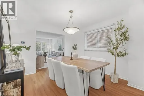 1004 Roxborough Drive Oakville ON L6M 1E3