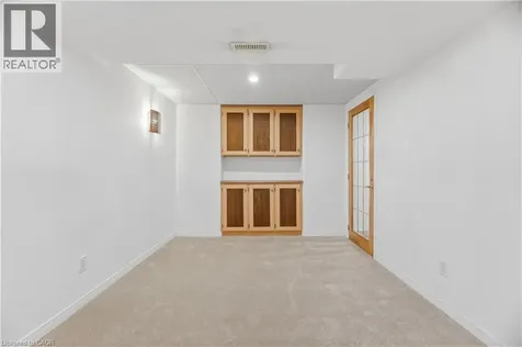 1004 Roxborough Drive Oakville ON L6M 1E3