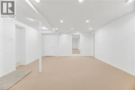 1004 Roxborough Drive Oakville ON L6M 1E3